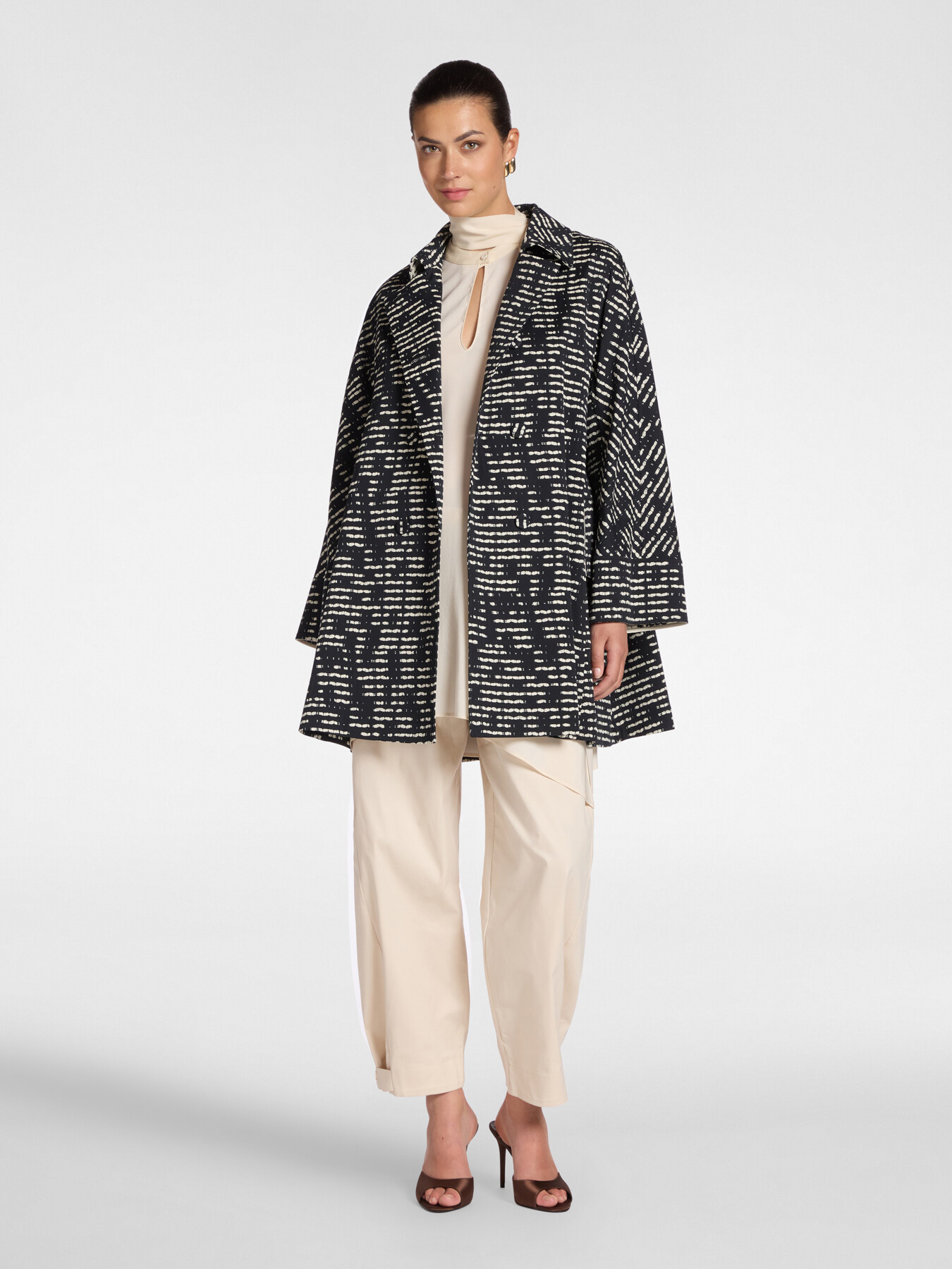 Cappotto misto cotone jacquard rigato image number 2