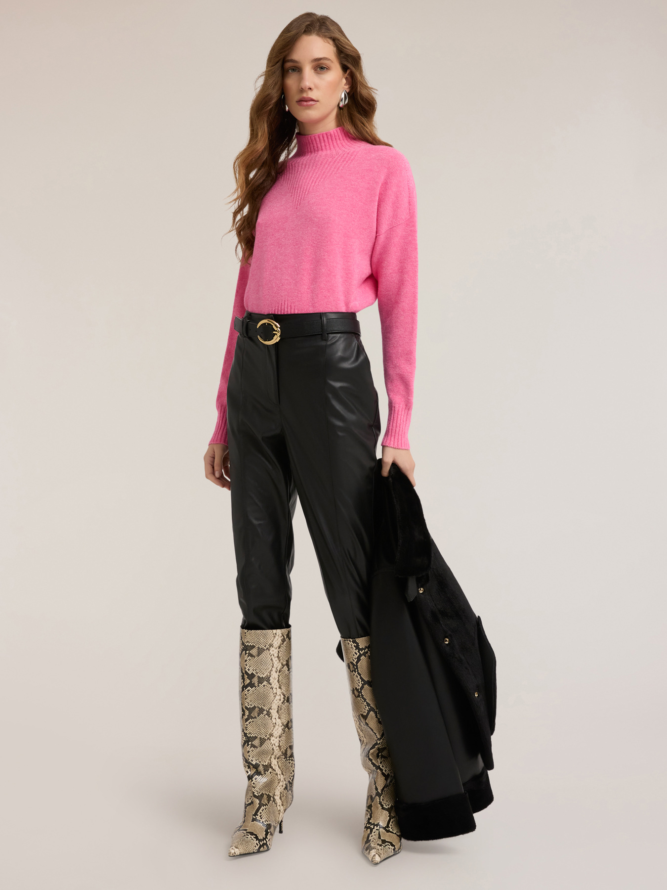 Ribbed viscose turtleneck sweater image number 3