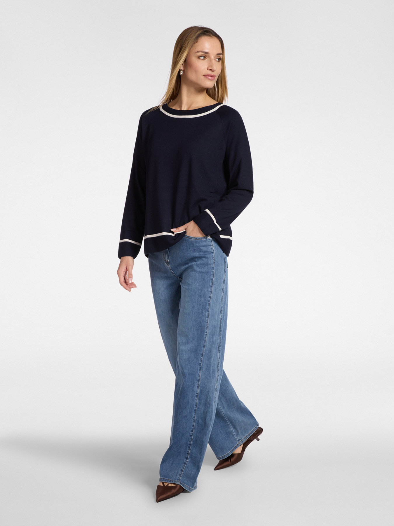 Striped crew neck sweater image number 2