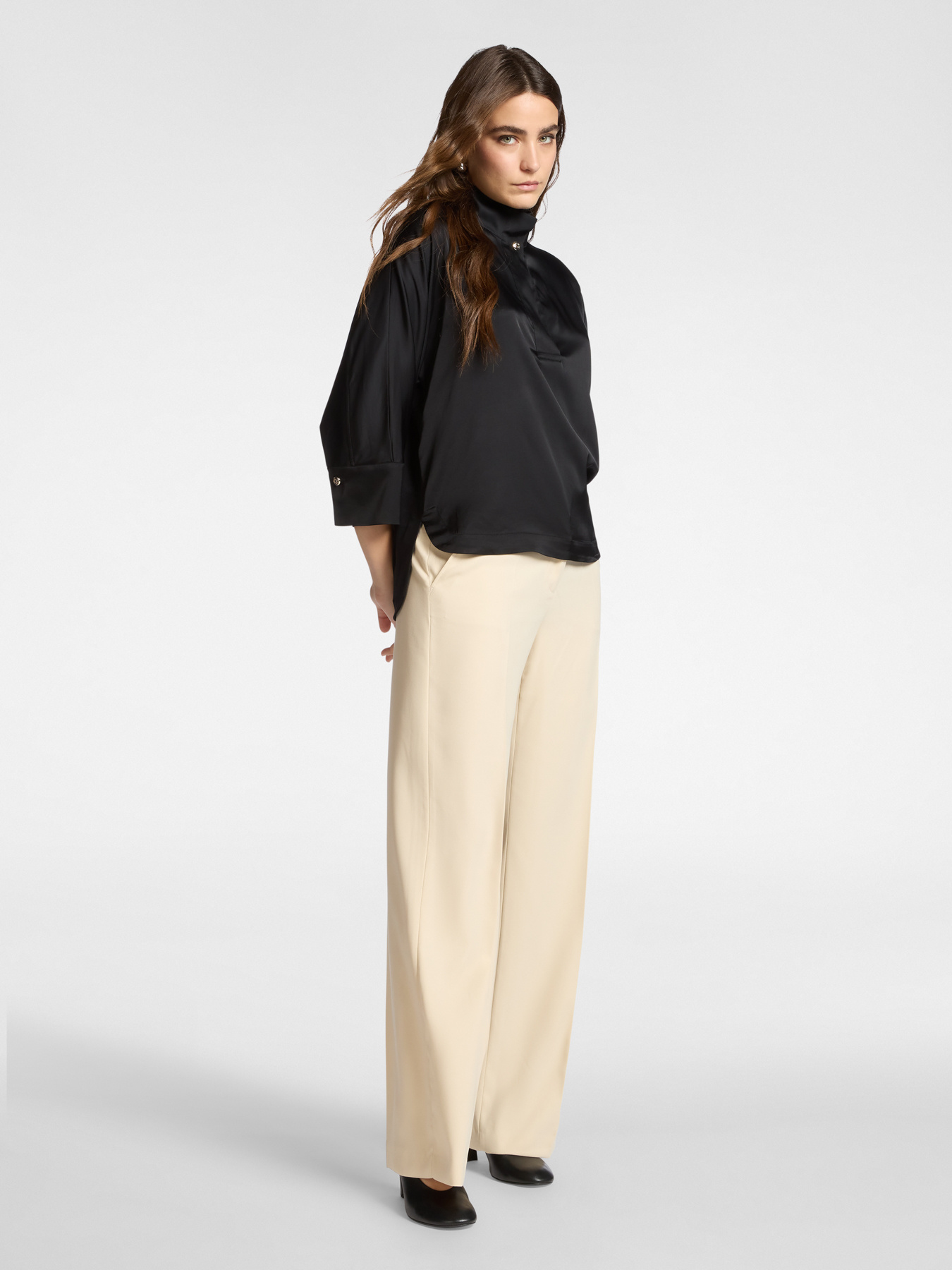 Camisa de cetim image number 2