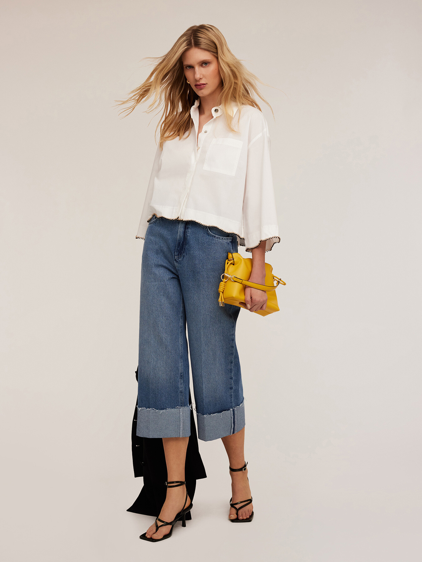 Cropped-Jeans mit weitem Bein image number 0