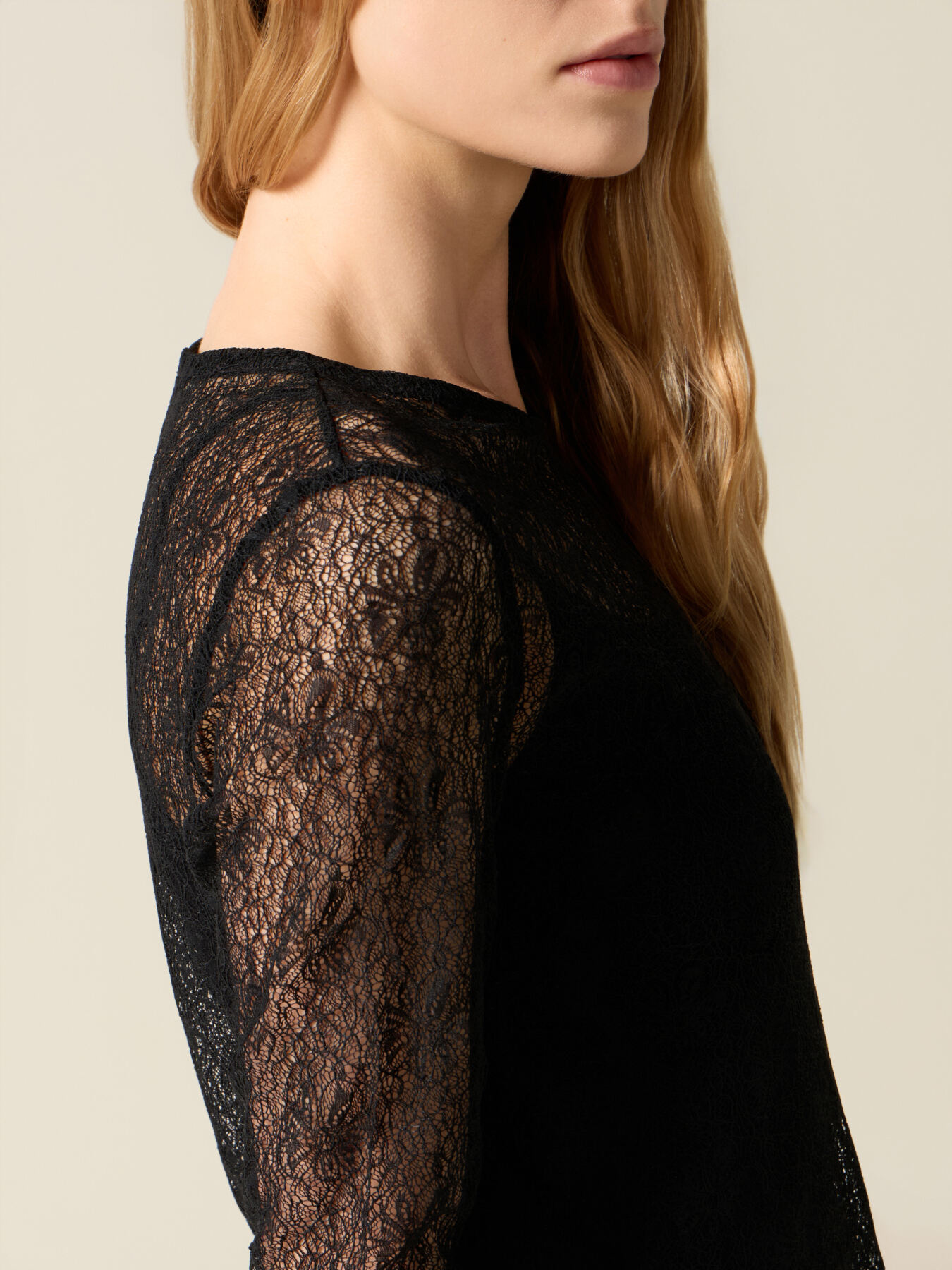 T-shirt in pizzo image number 2