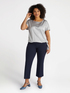 Blouse en viscose LENZING™ ECOVERO™ avec un nœud dans le bas image number 2