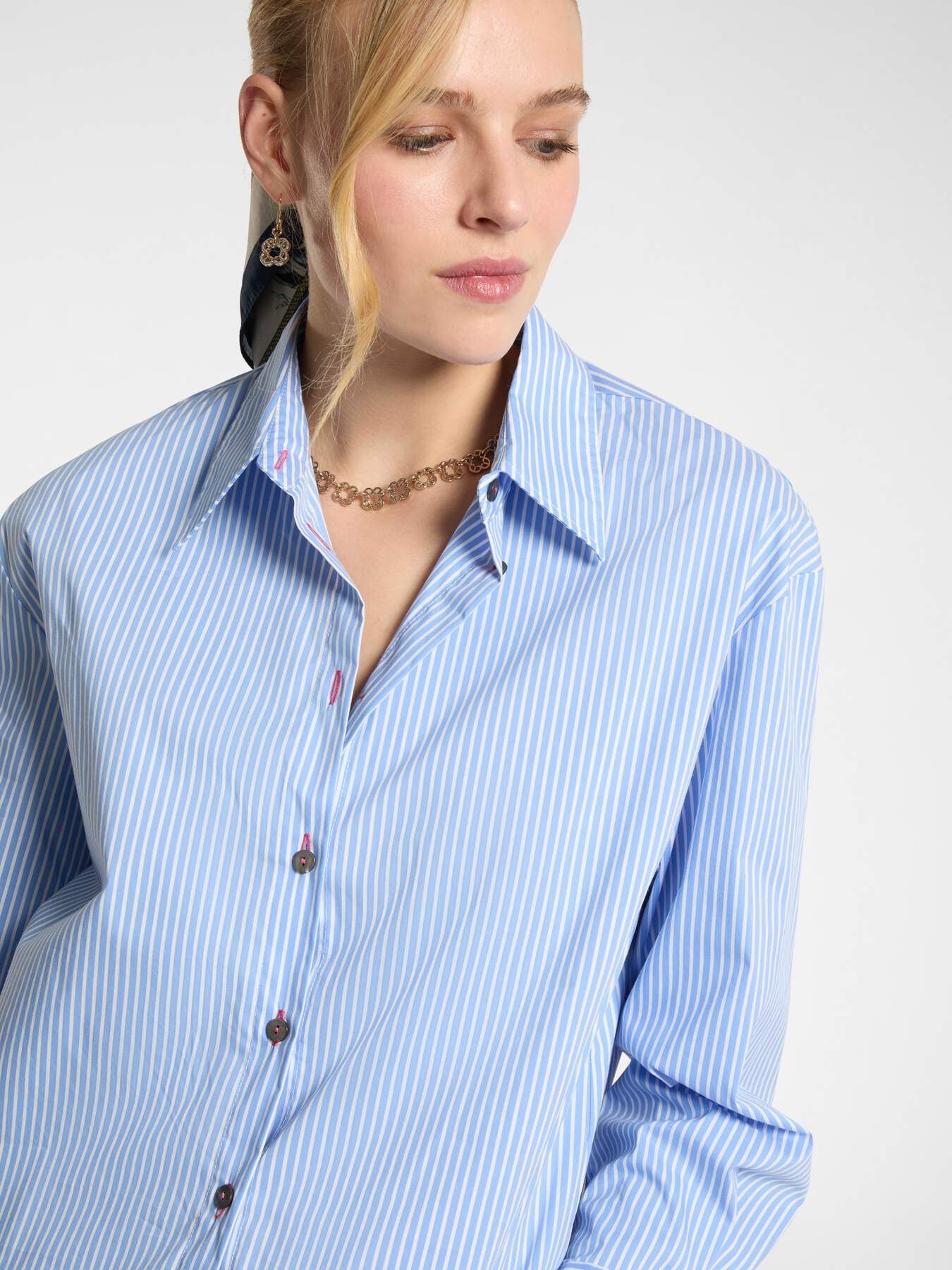 Gestreifte Hemdbluse image number 3