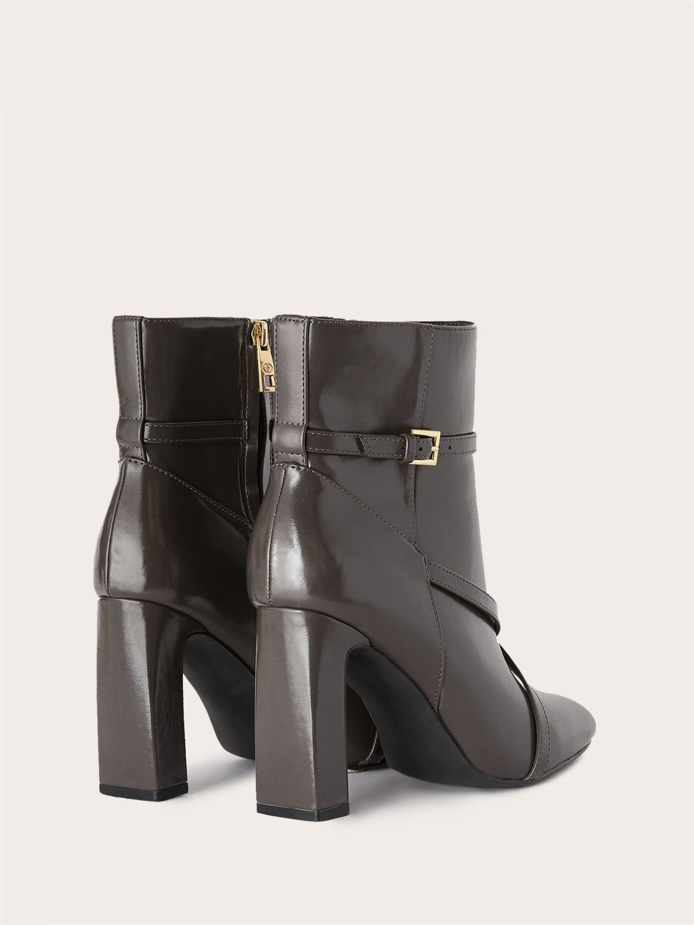 Stivaletto con cinturini image number 3