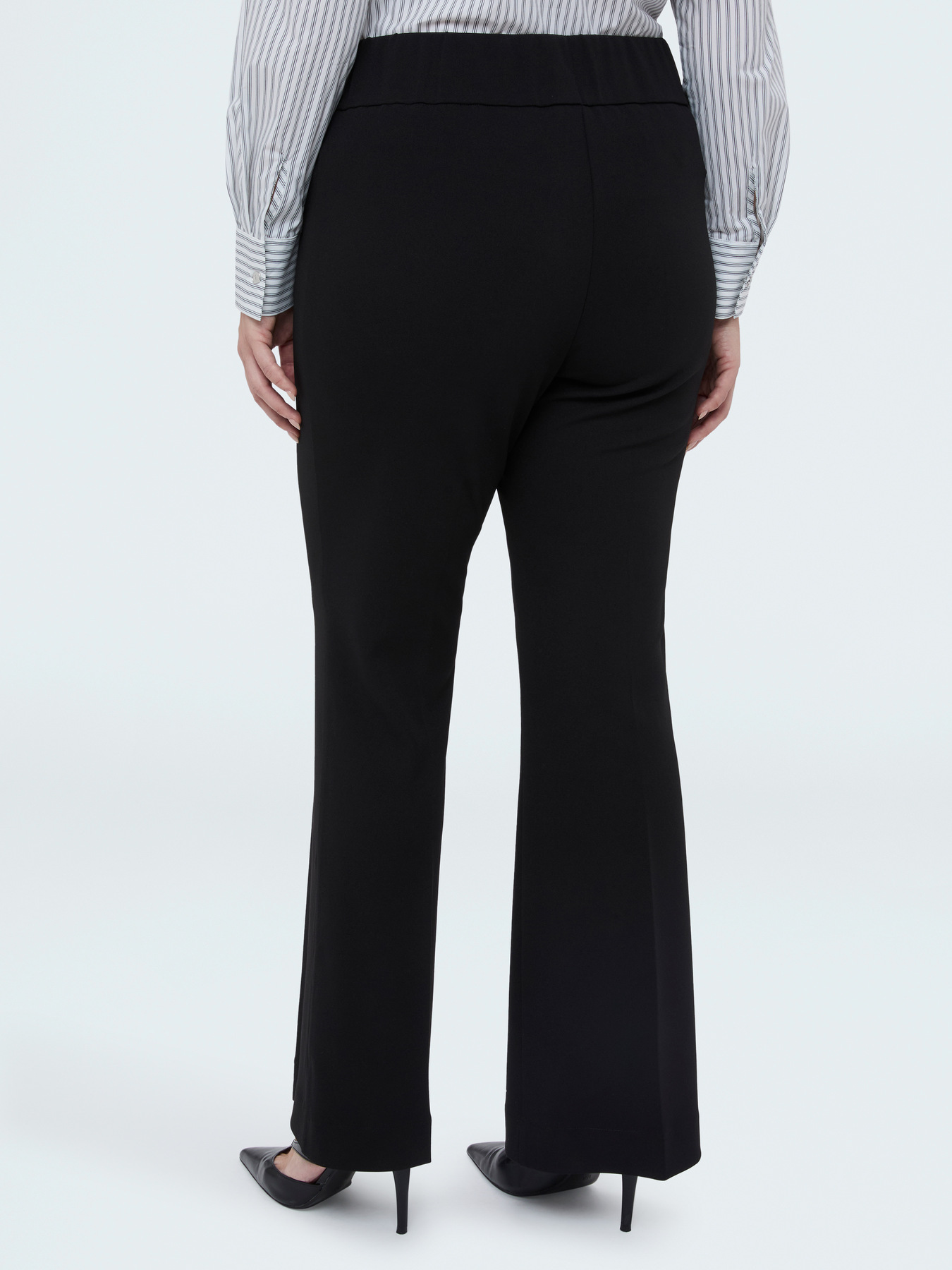 Flare-Hose aus Stretch-Gewebe image number 1