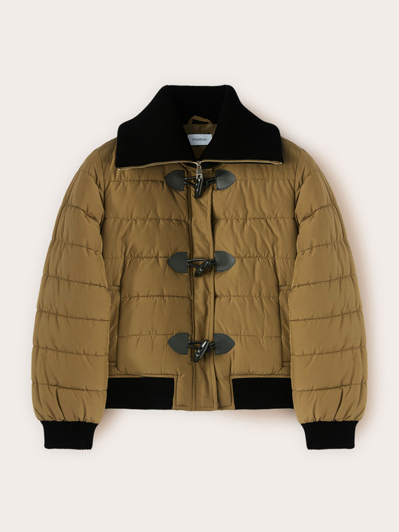 Quilted down jacket with toggle closures
