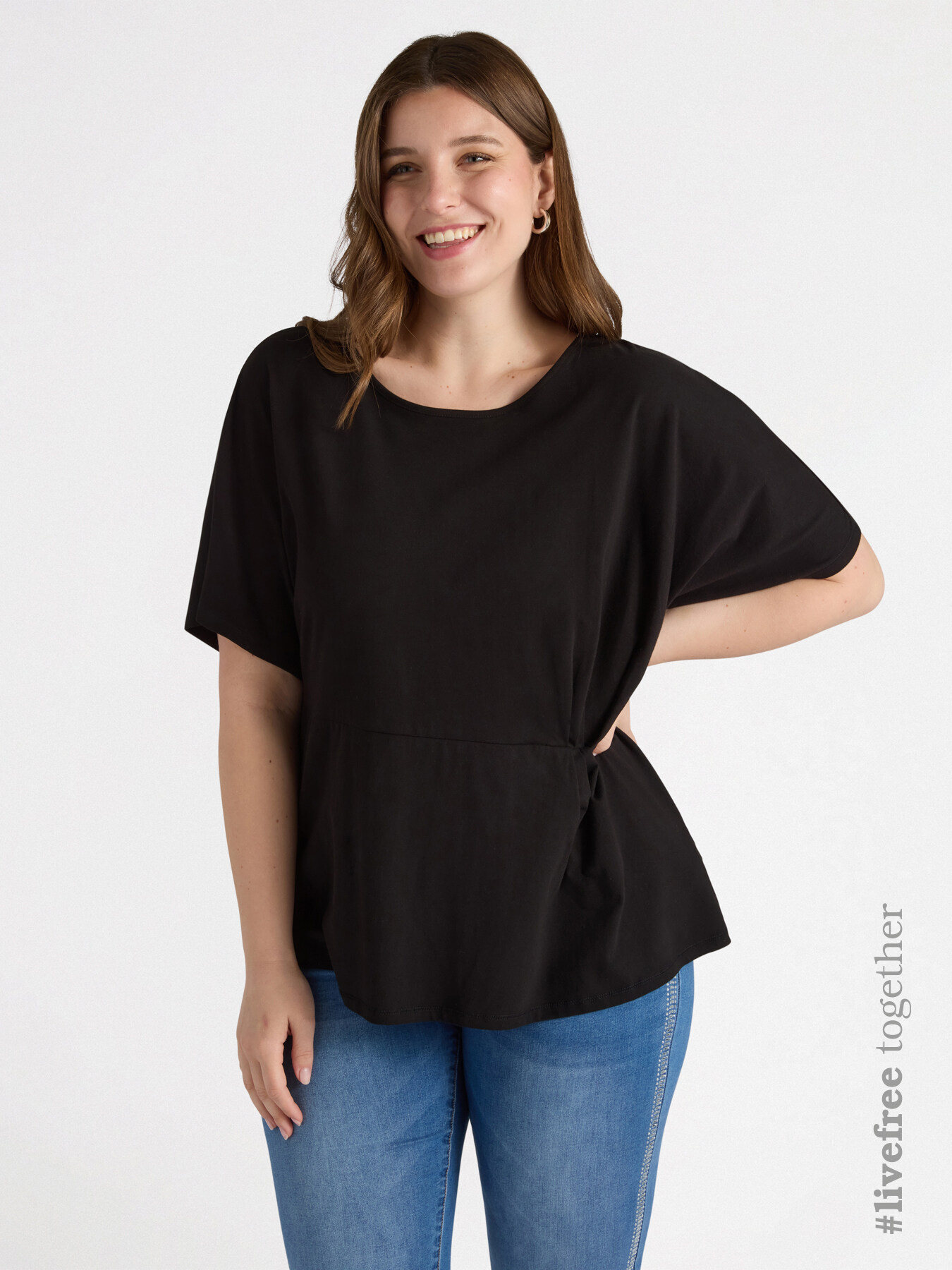 T-shirt with side pleats image number 0
