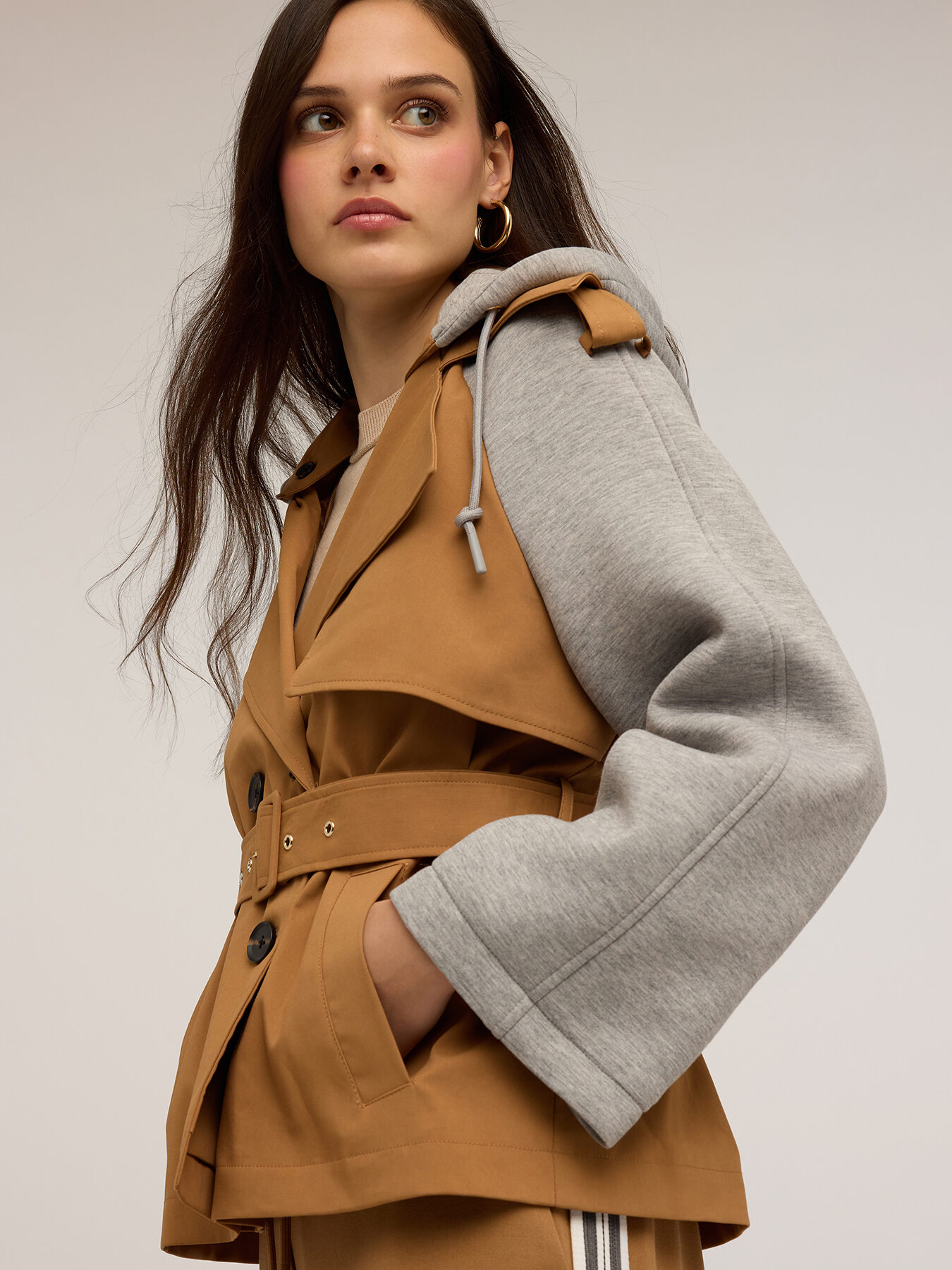 Trenchcoat mit Scuba-Einsätzen image number 3