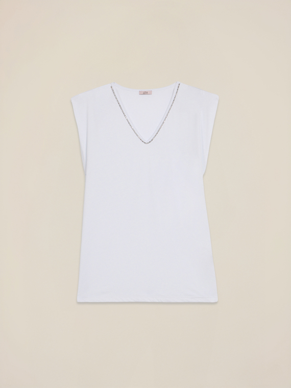 Tricou cu lanț bijuterie