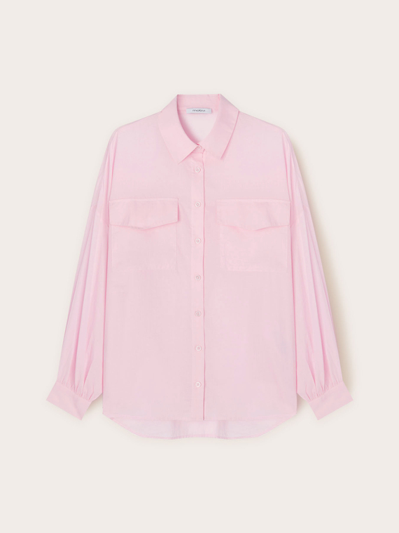 Oversized shirt with pockets