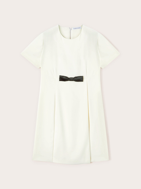 Sheath dress with bow