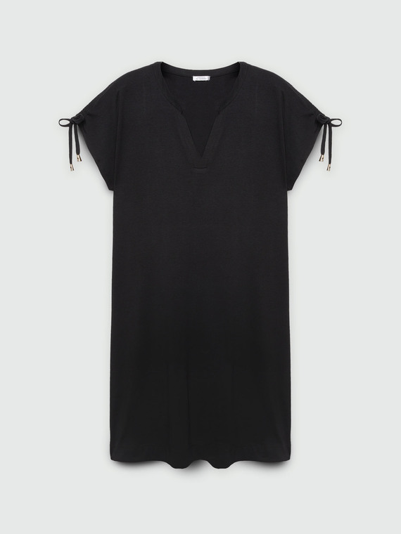 Dress with drawstring on the shoulders