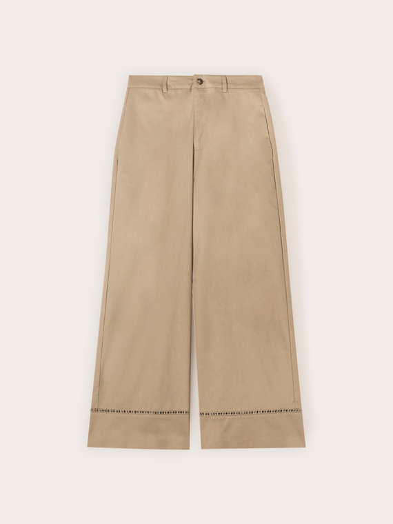 Pantaloni largi cu detaliu ajour&eacute;