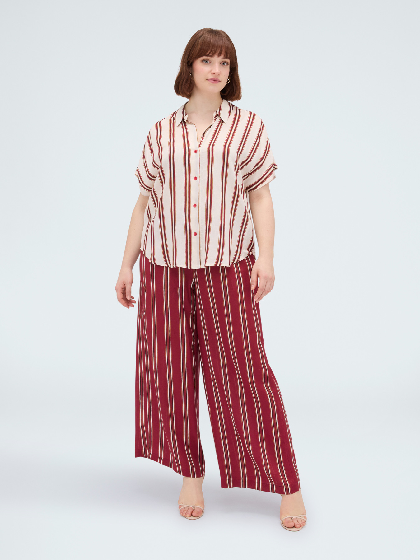 Wide-Leg-Hose aus Viskose mit Streifen image number 4