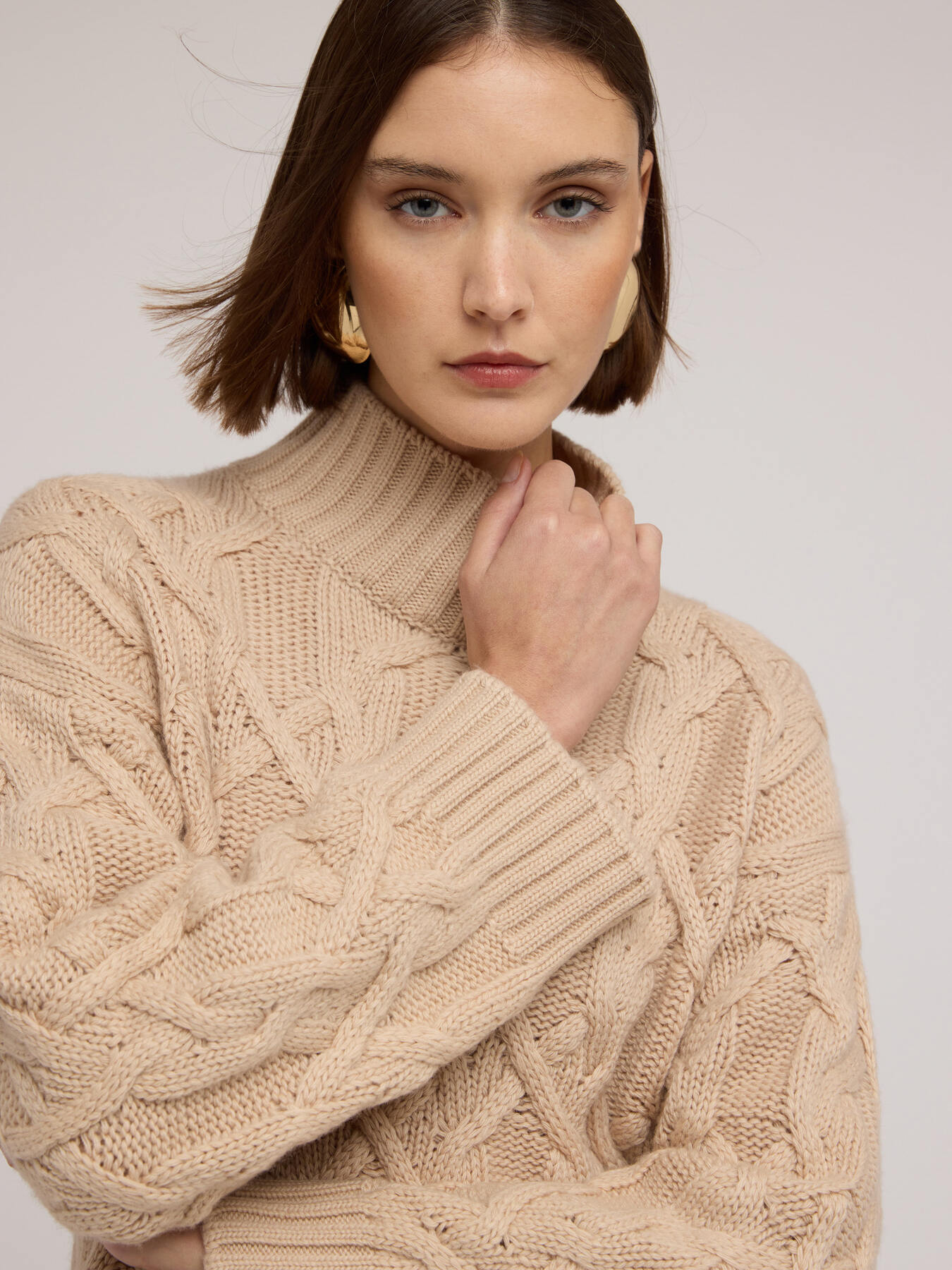 Zopfmuster-Rollkragenpullover aus Wollmischung image number 3