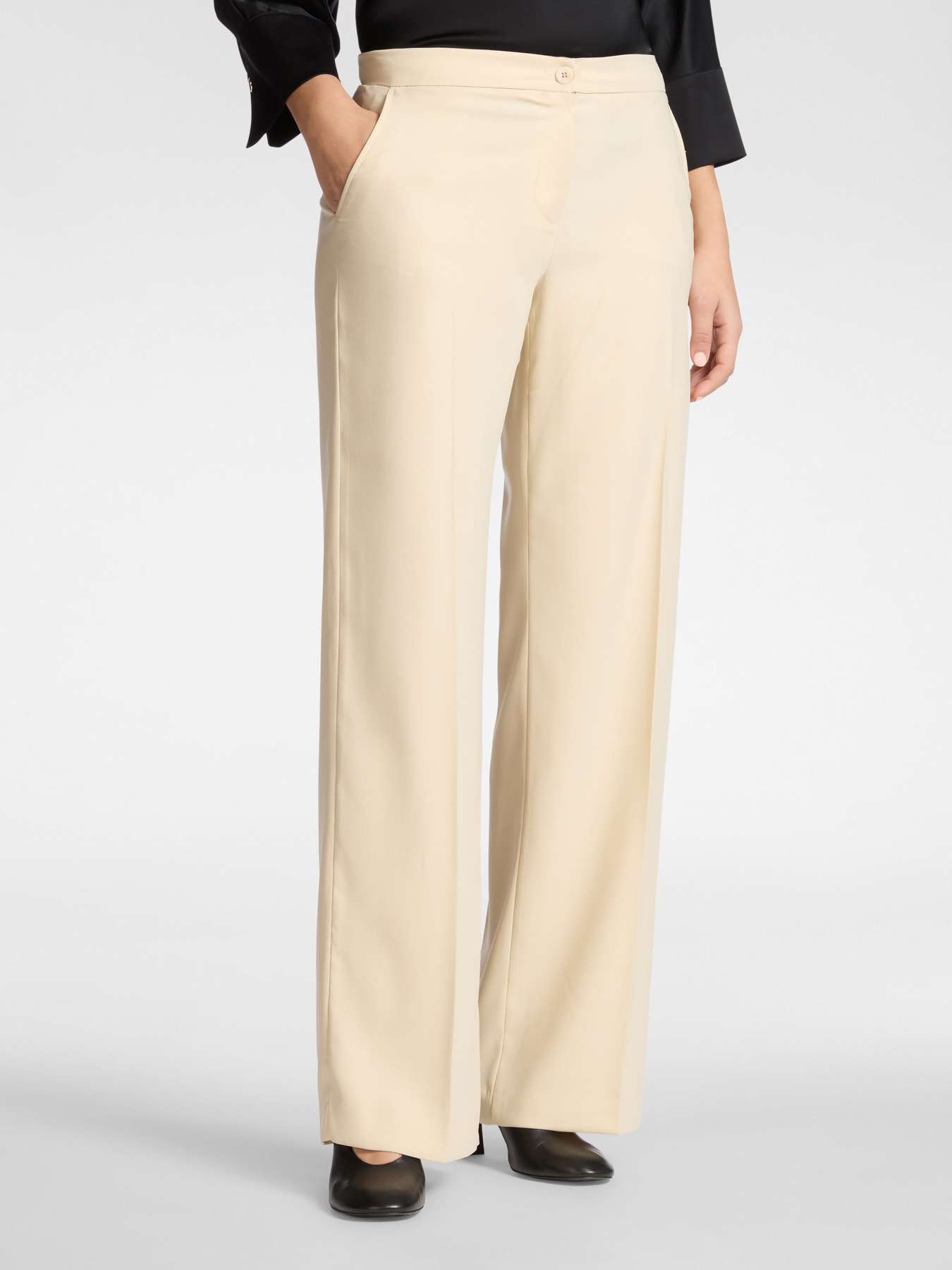 Hose aus Cady image number 2