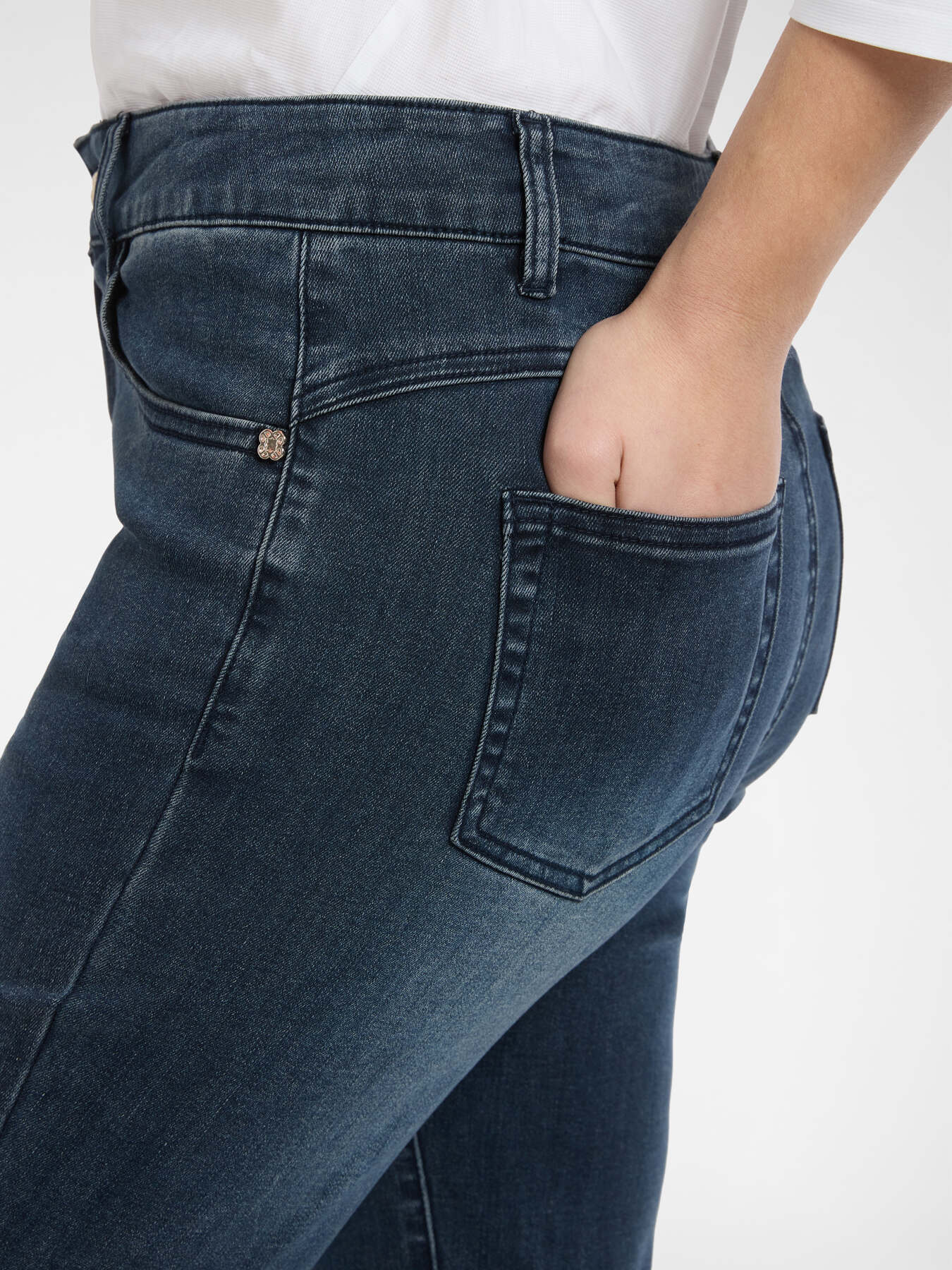 Vaqueros skinny de 5 bolsillos, "Helena" image number 3