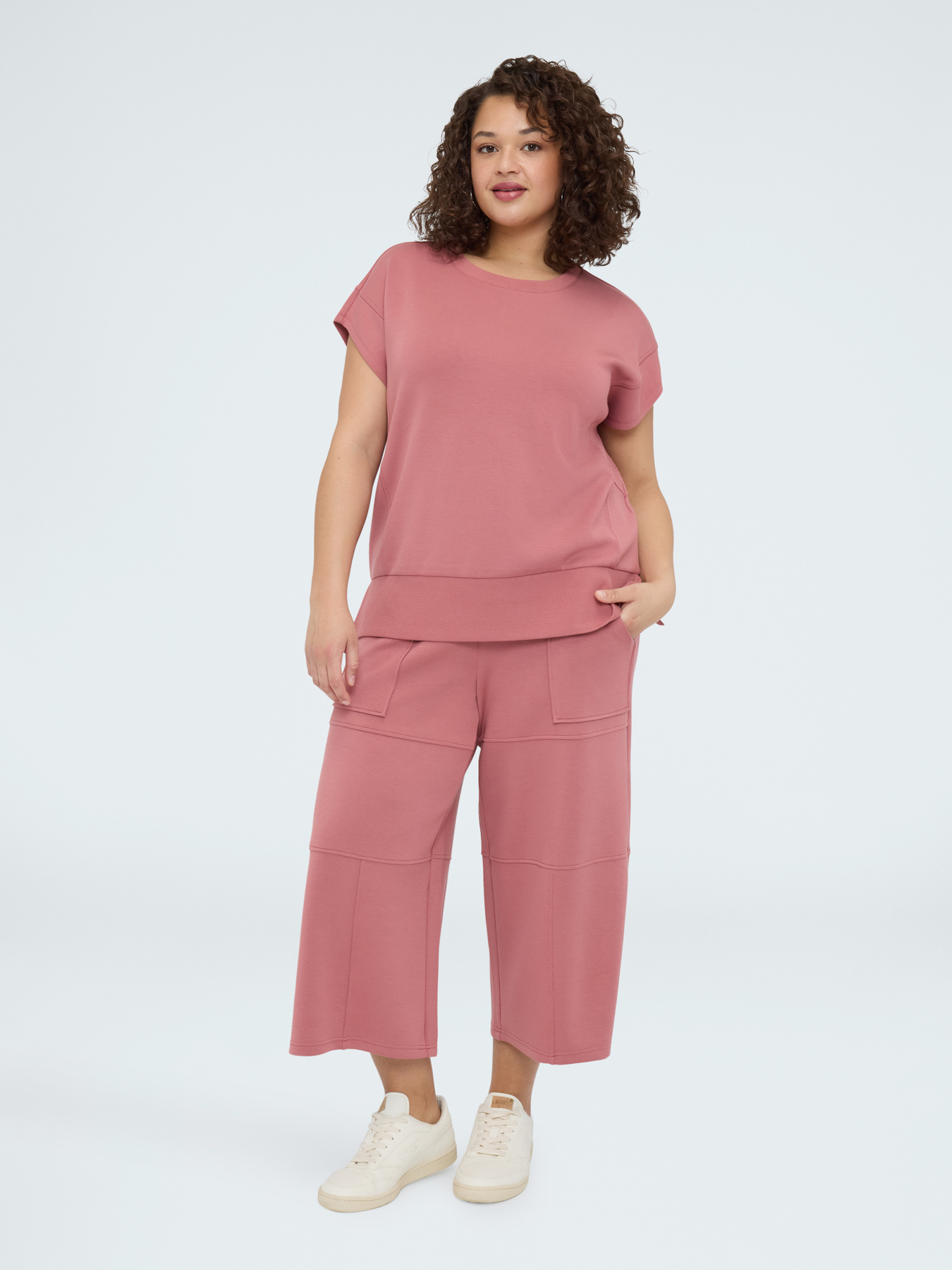 Sweat sans manches en scuba image number 6