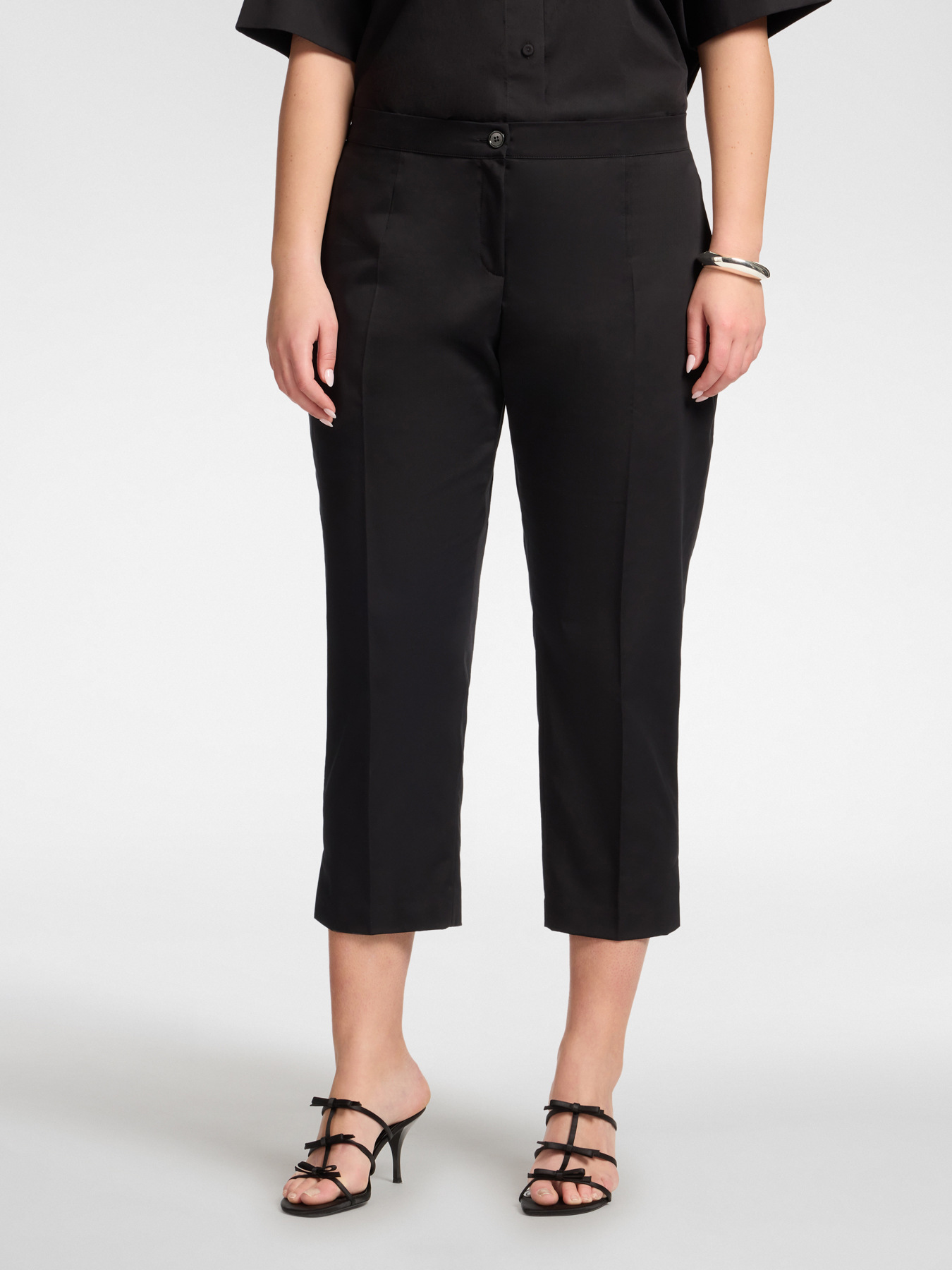 Straight-leg trousers in stretch satin image number 2