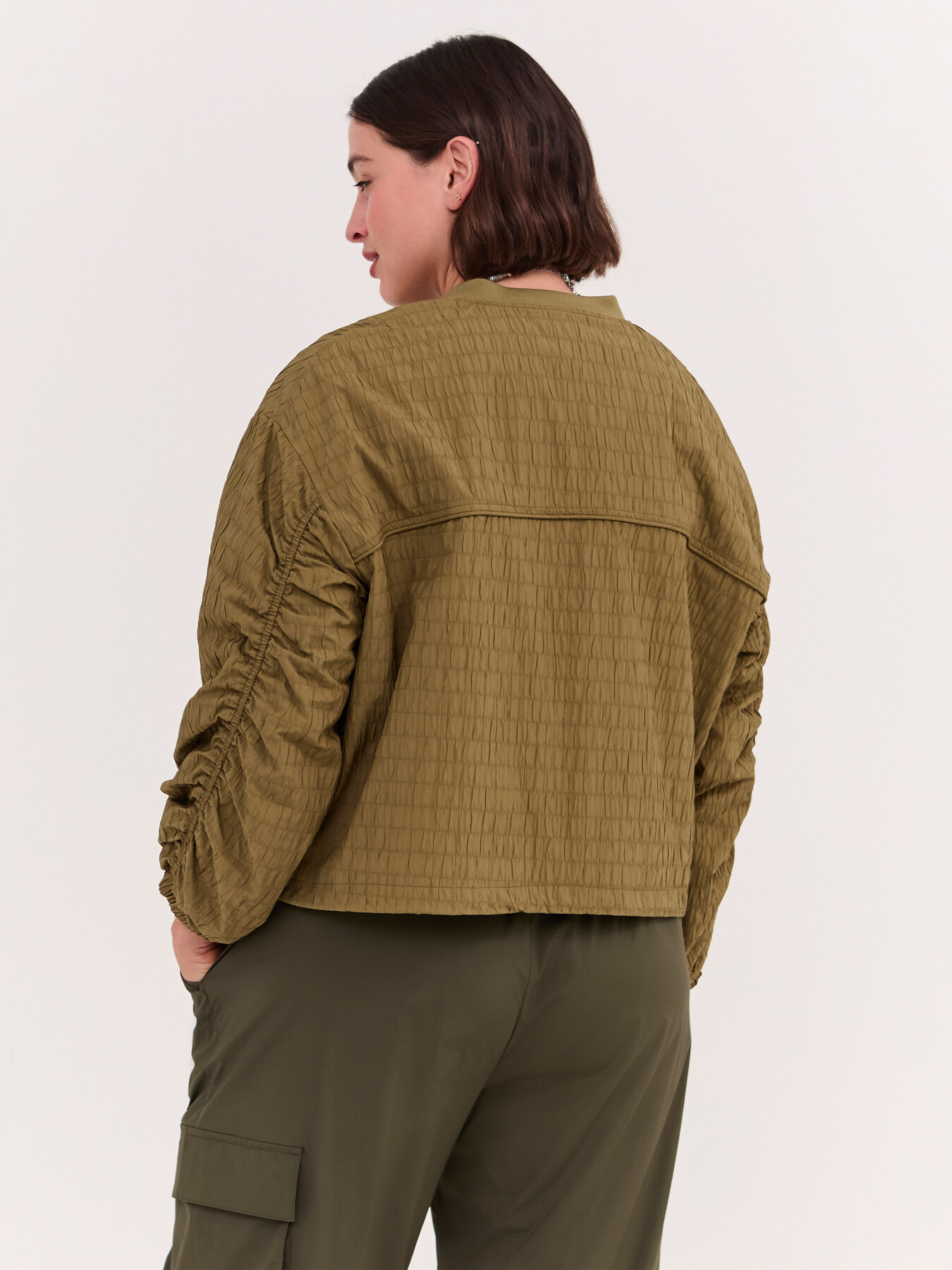 &Kappa;&omicron;&nu;&tau;ό &mu;&pi;ό&mu;&pi;&epsilon;&rho; &mu;&epsilon; &rho;&alpha;&gamma;&kappa;&lambda;ά&nu; &mu;&alpha;&nu;ί&kappa;&iota;&alpha; image number 1