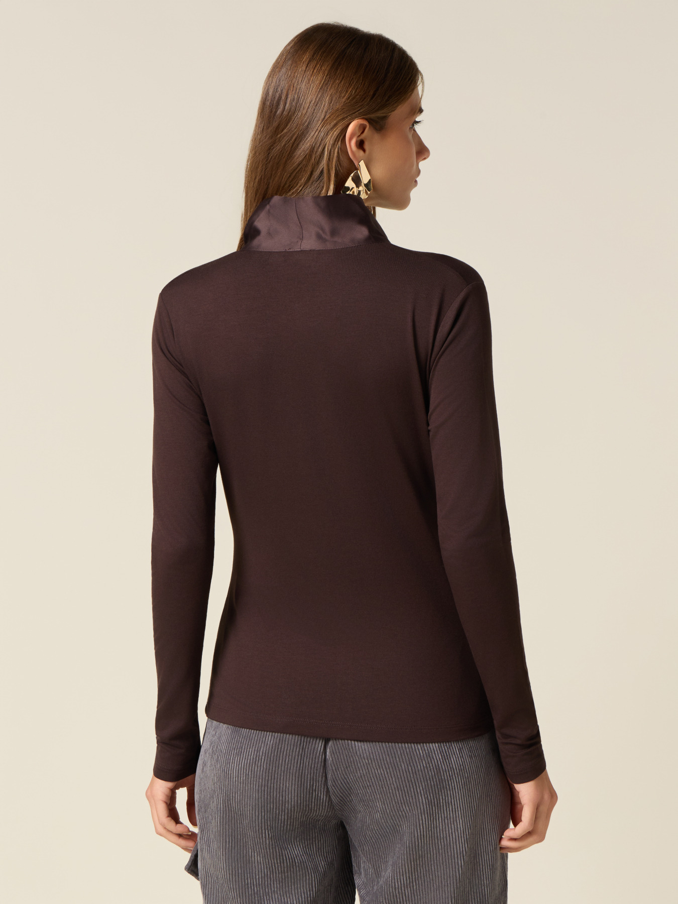 T-shirt with satin sash image number 1