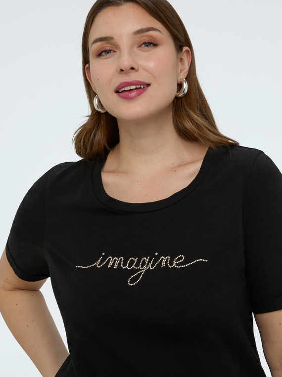 Camiseta de algod&oacute;n con letras de cristal