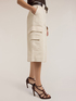 Bermuda shorts with cargo pockets image number 3