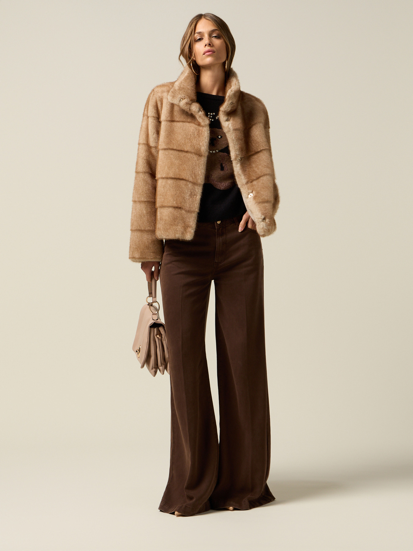 Giubbotto corto effetto peluche image number 3