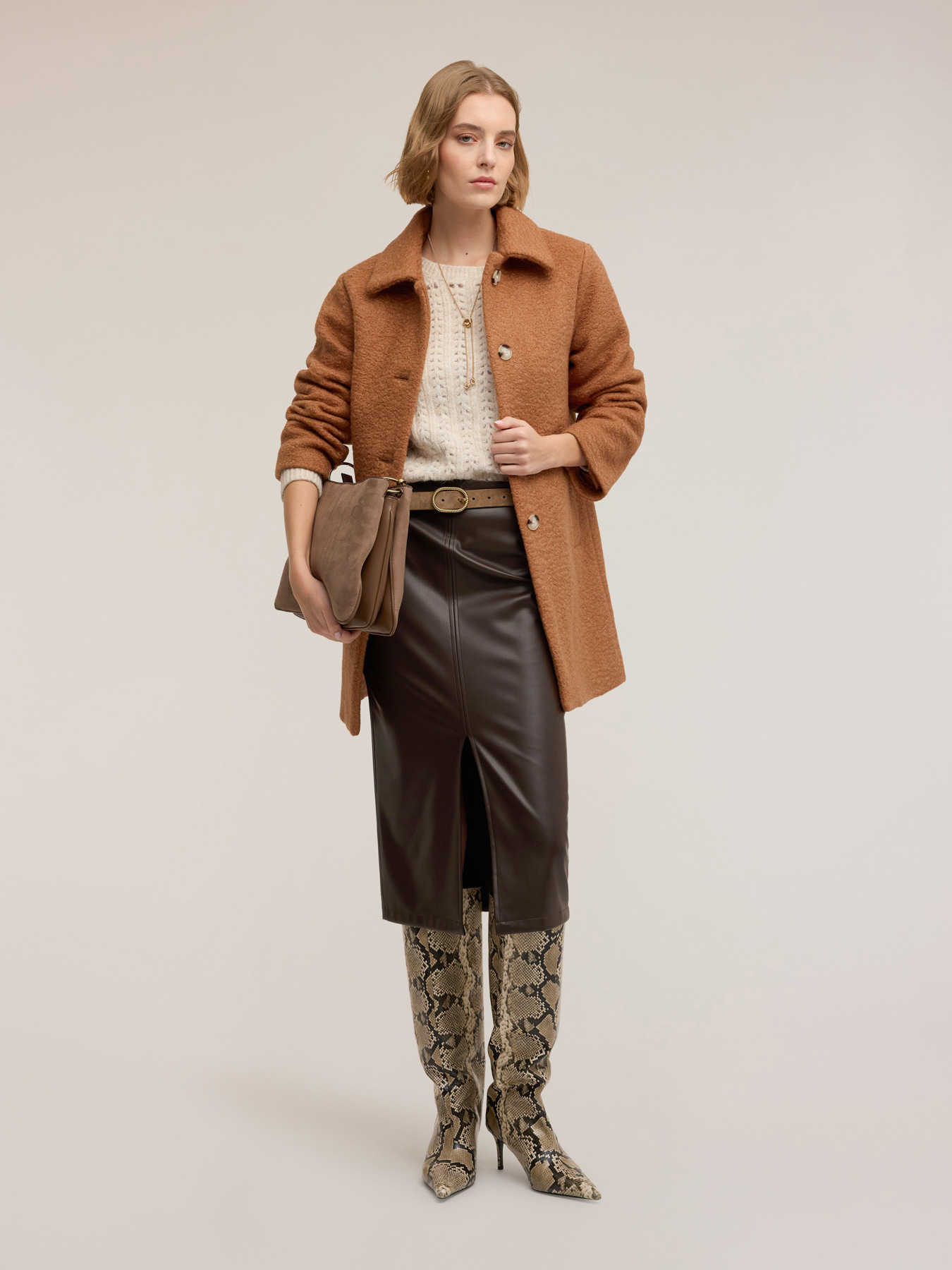 Boucl&eacute; wool coat image number 0