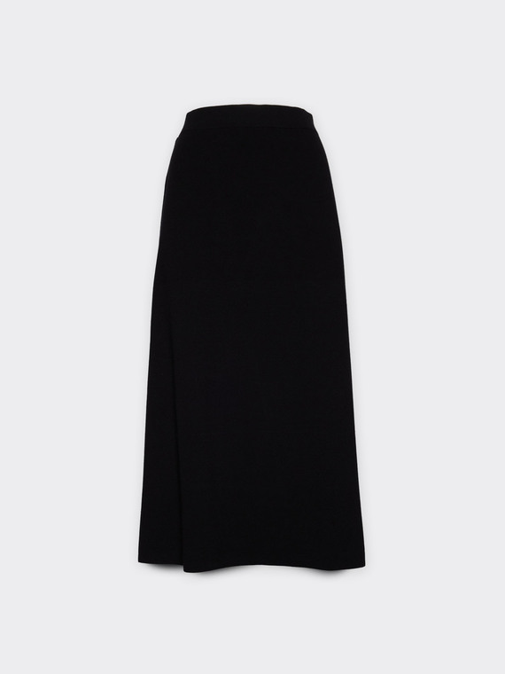 Knitted skirt with side stripe