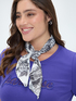 Foulard en viscose avec imprim&eacute; tropical image number 0