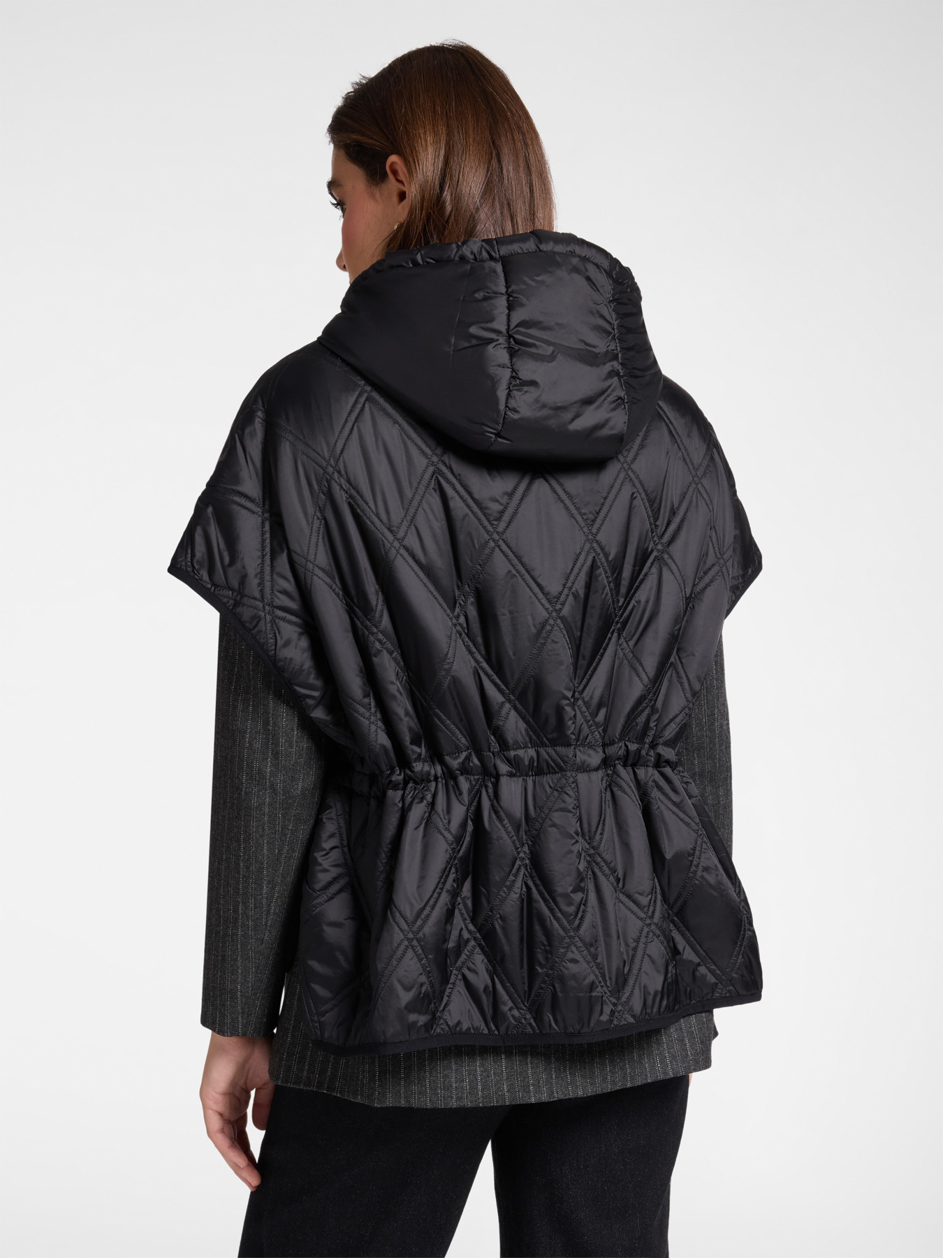 Steppjacke mit kurzen Ärmeln image number 1