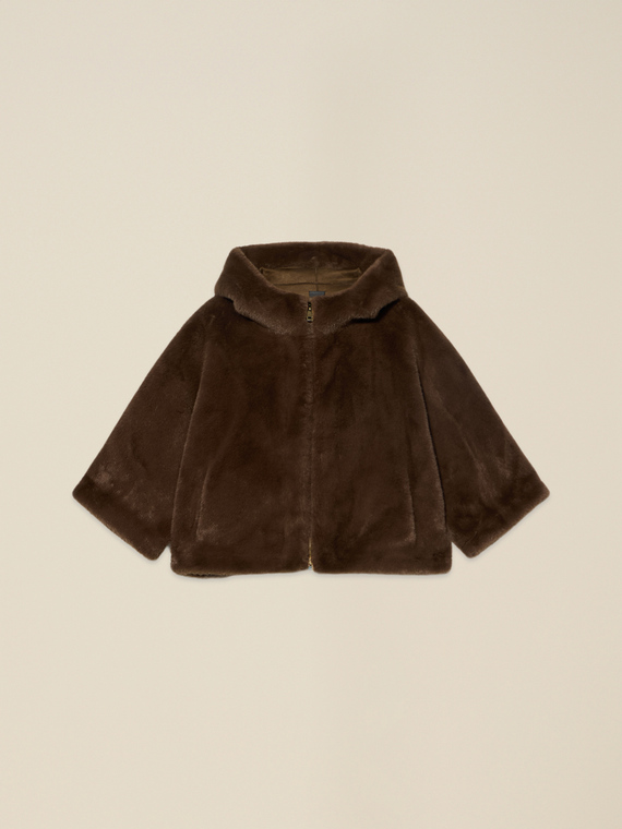 Cappa corta con cappuccio