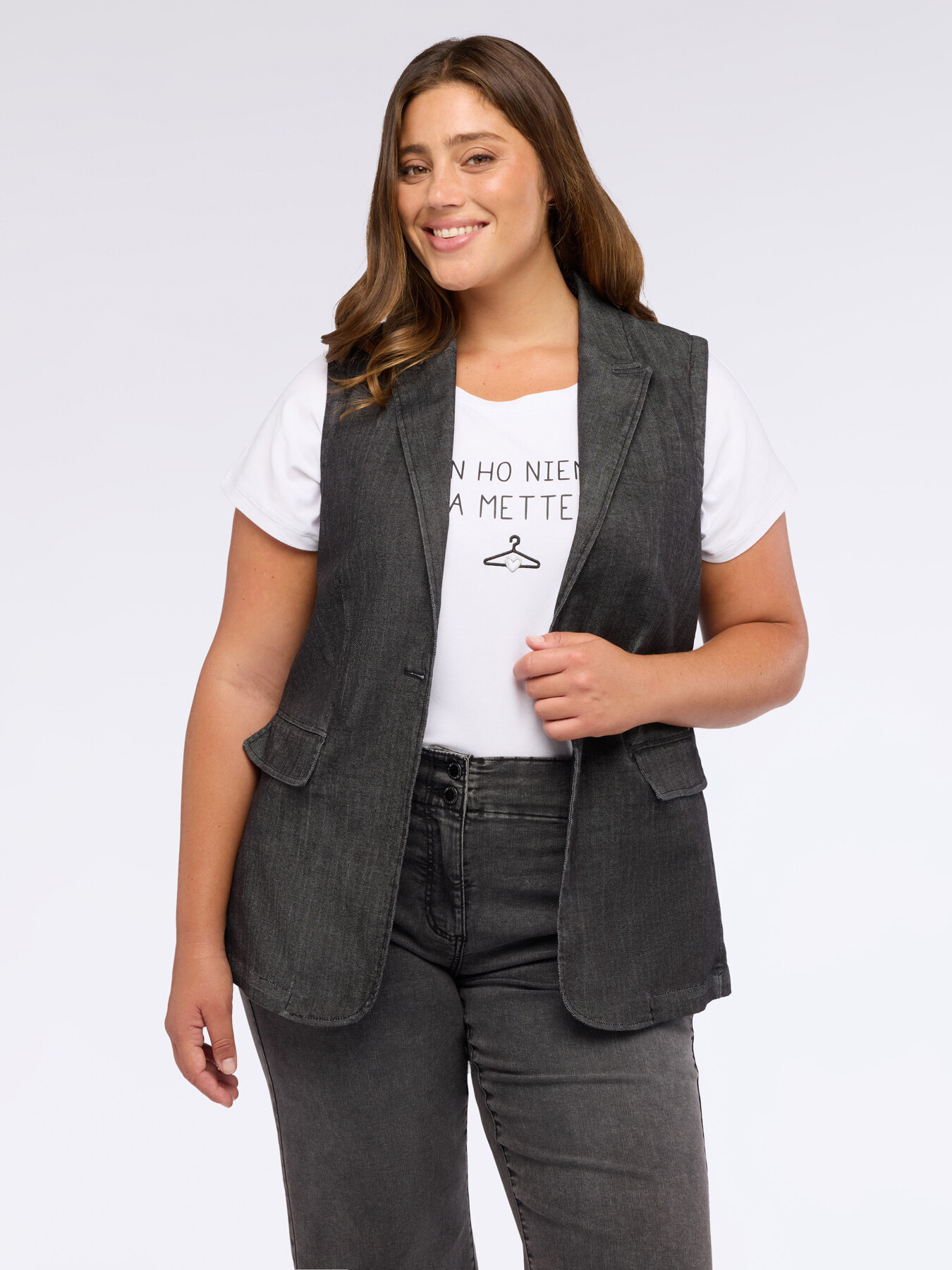 Gilet in denim con bottone gioiello image number 2