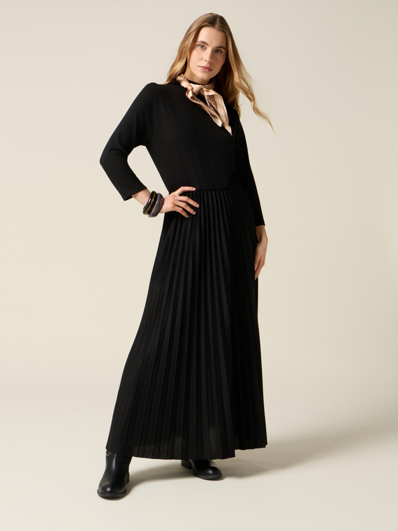 Vestito flare misto viscosa con spilla