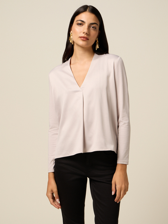 Two-material V-neck T-shirt