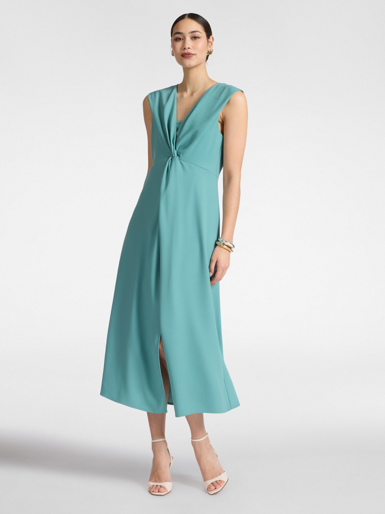 Kleid mit Knotendetail vorne