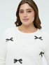 T-Shirt aus Baumwolle mit Perlen und Schleifen image number 3