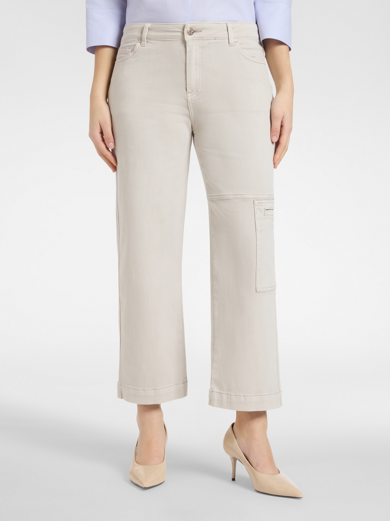 Pantalones cargo en bull stretch image number 2