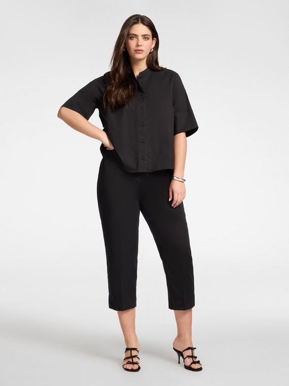 Pantaloni dritti in raso stretch