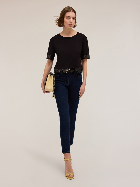 T-shirt with sequinned trims