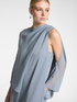 Ensemble élégant avec combinaison et cape image number 3