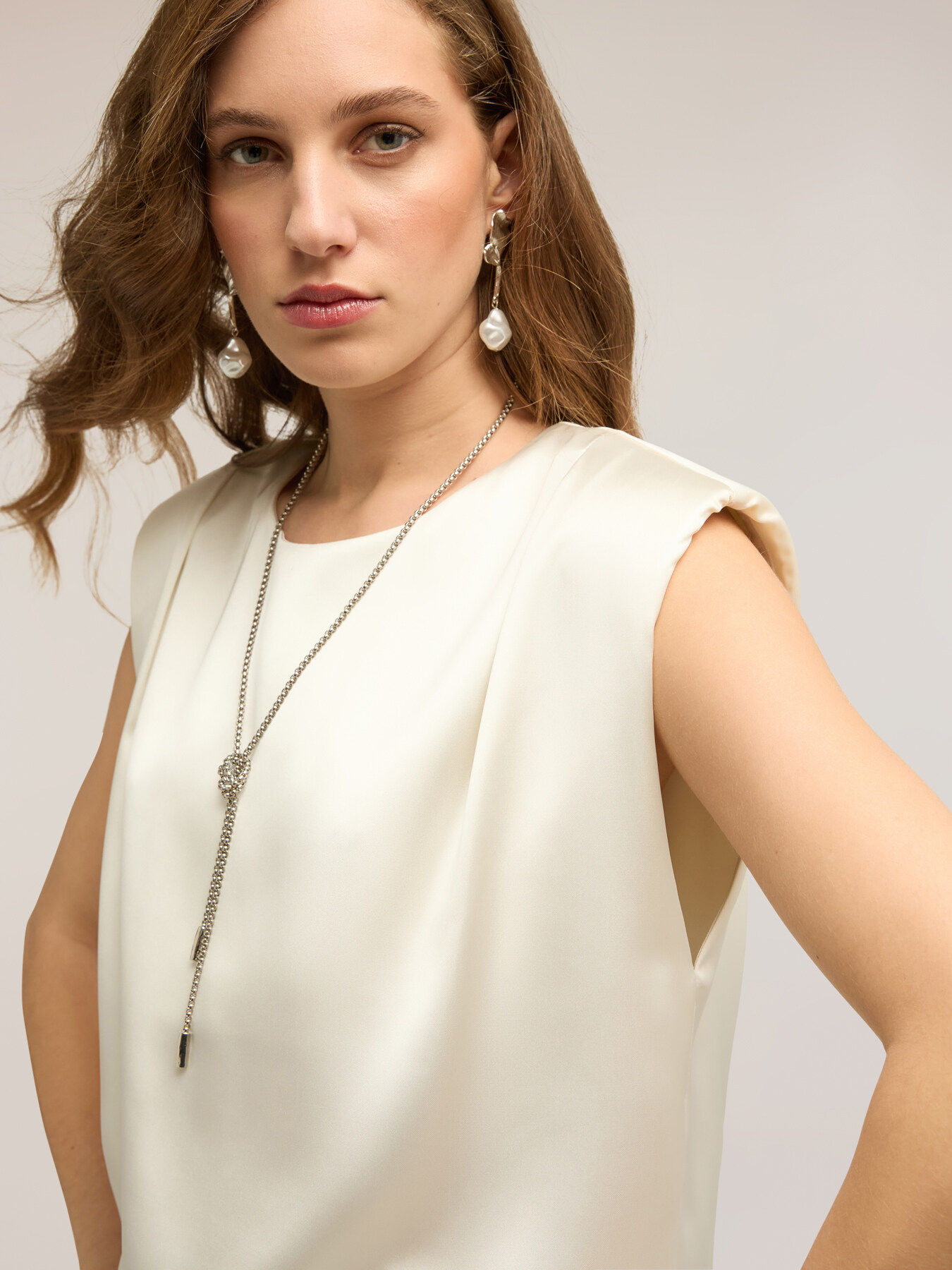 Satin blouse with straps image number 3