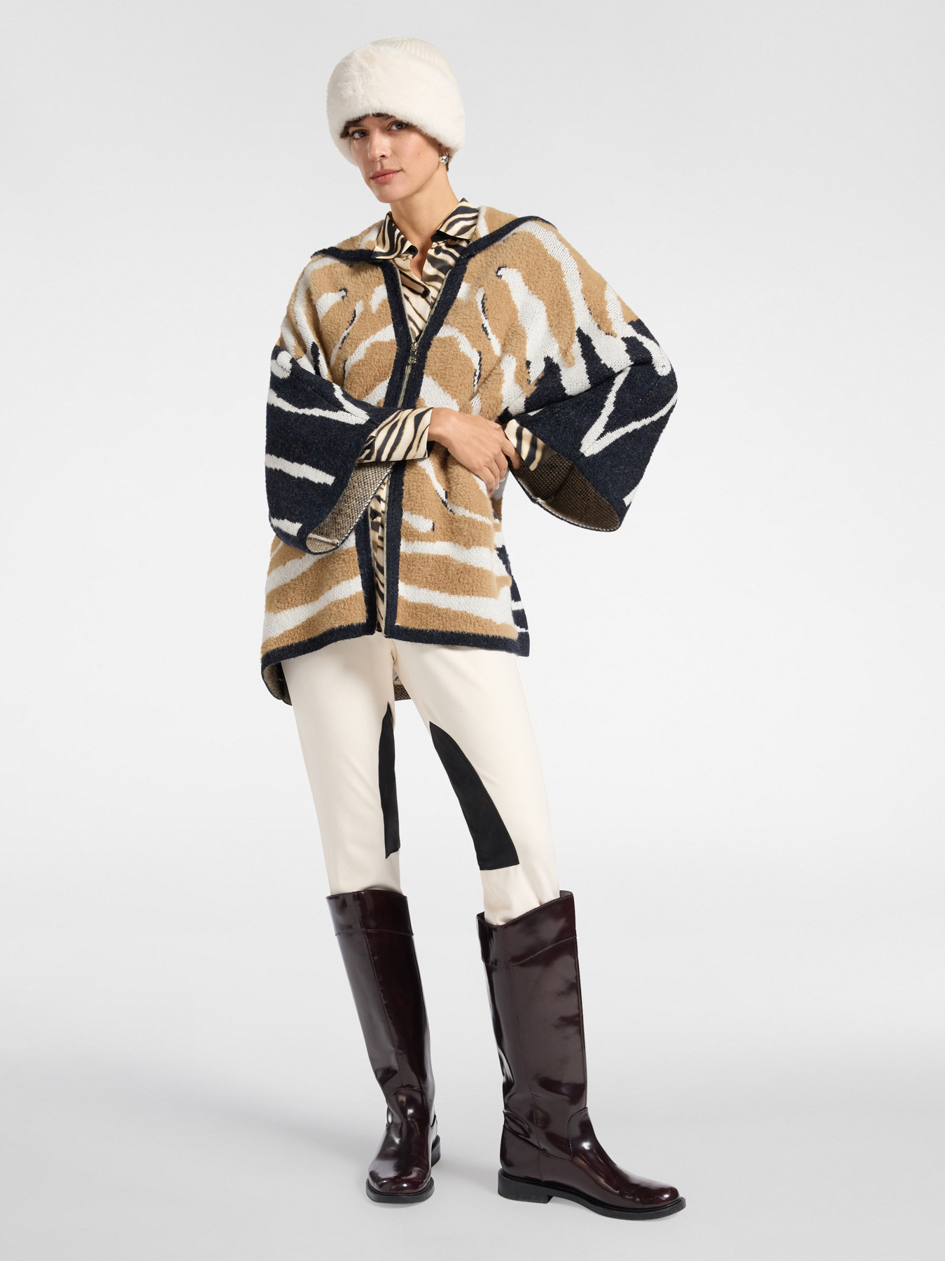 Pull animalier surdimensionn&eacute; image number 2