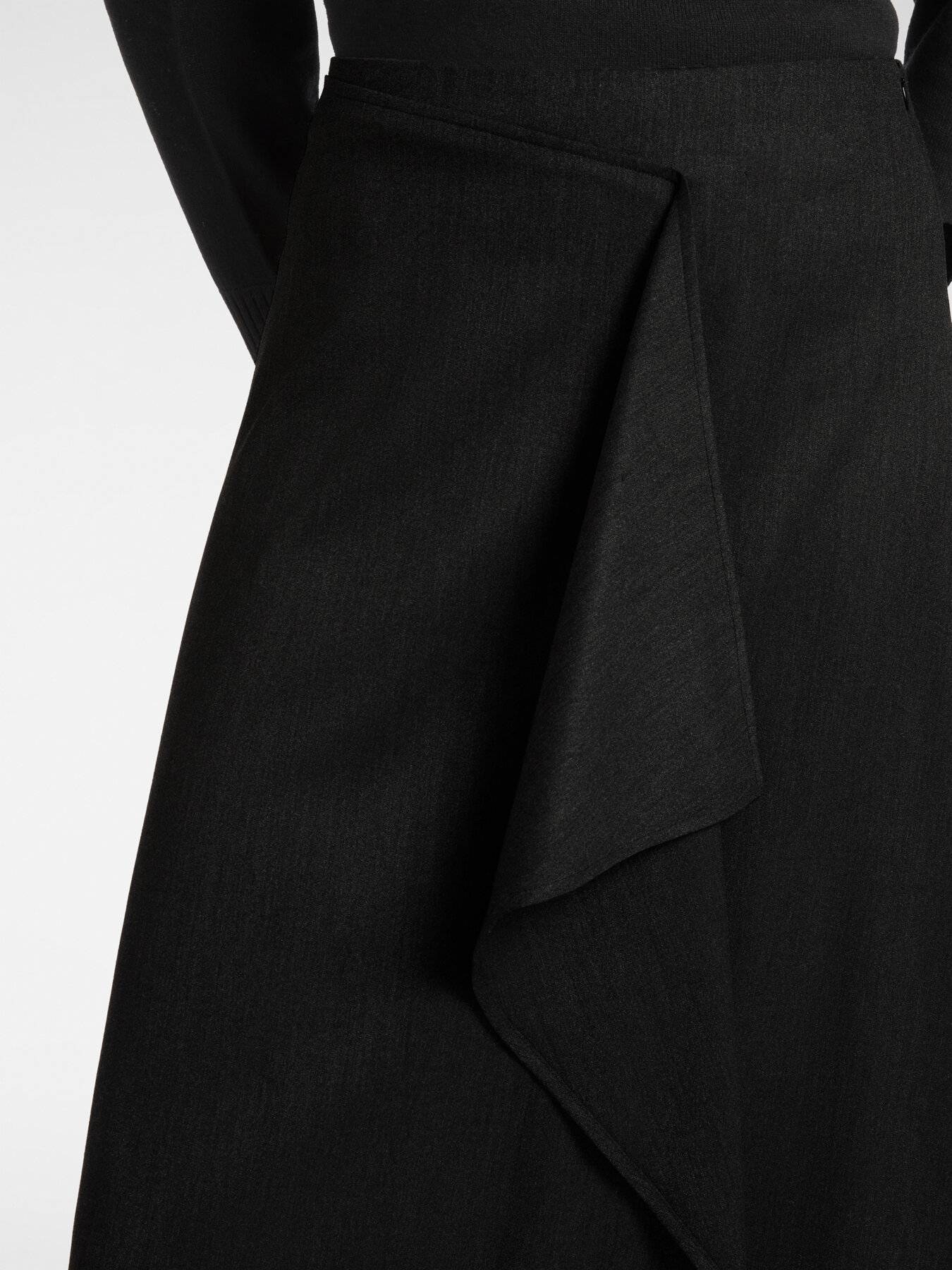 Wrap skirt with jabot image number 3