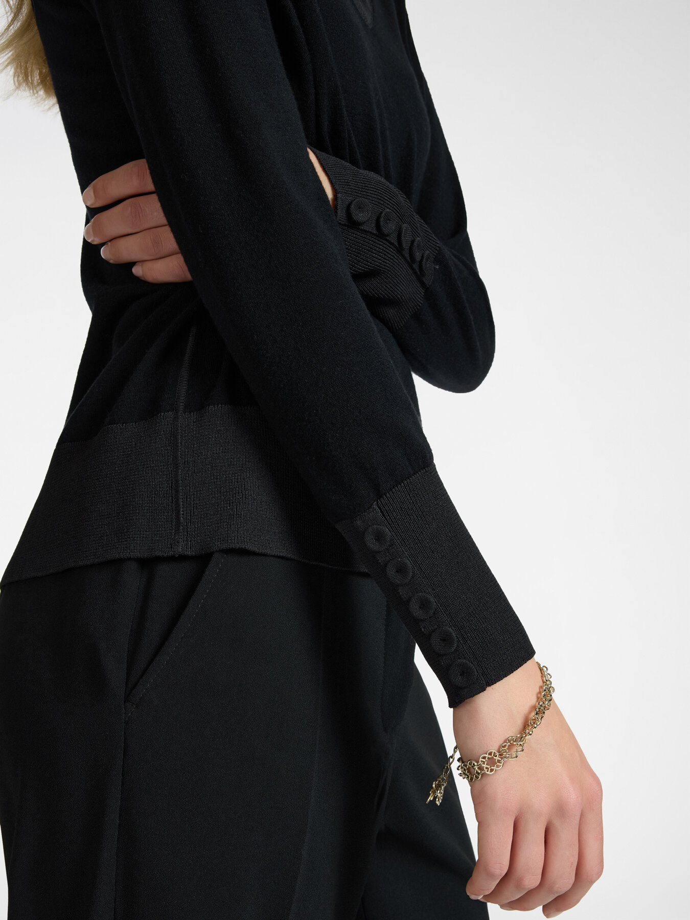 Soft touch wool sweater image number 3