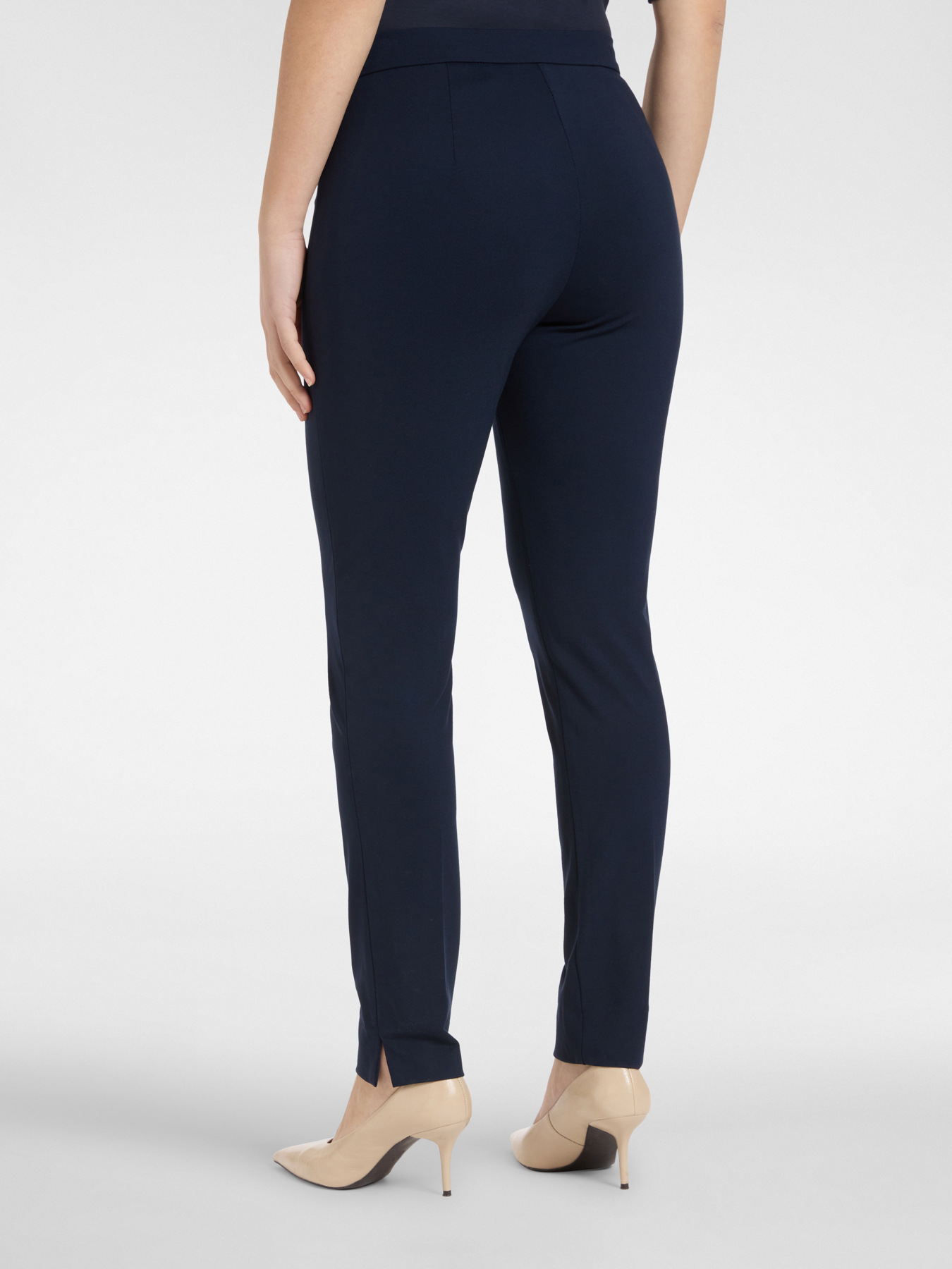 Pantalon slim en point milanais image number 1