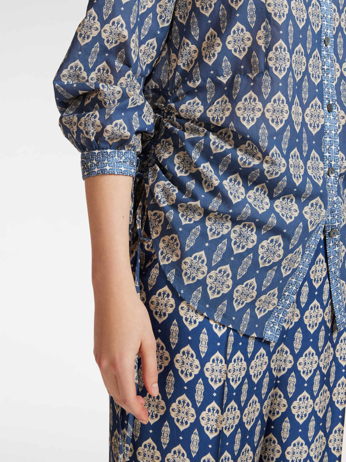 Shirt with ethnic print image number 3