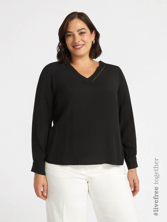 Bluse mit V-Ausschnitt aus Viskose LENZING™ ECOVERO™ Viskose
